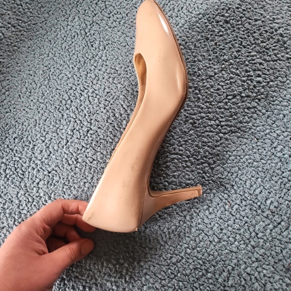 Neutral heels Size 11 - Picture 7 of 8